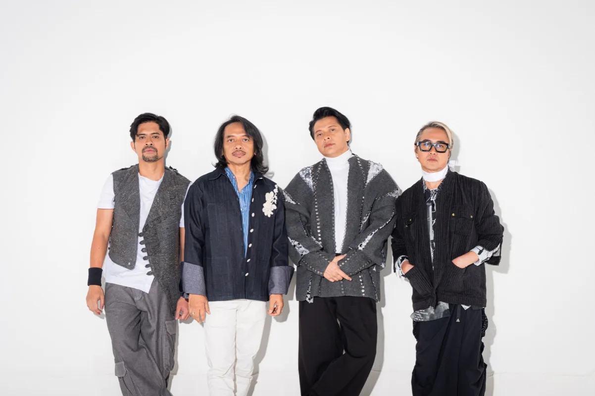 GIGI GIGI Band 8/2 珍珠國際舞台 演出